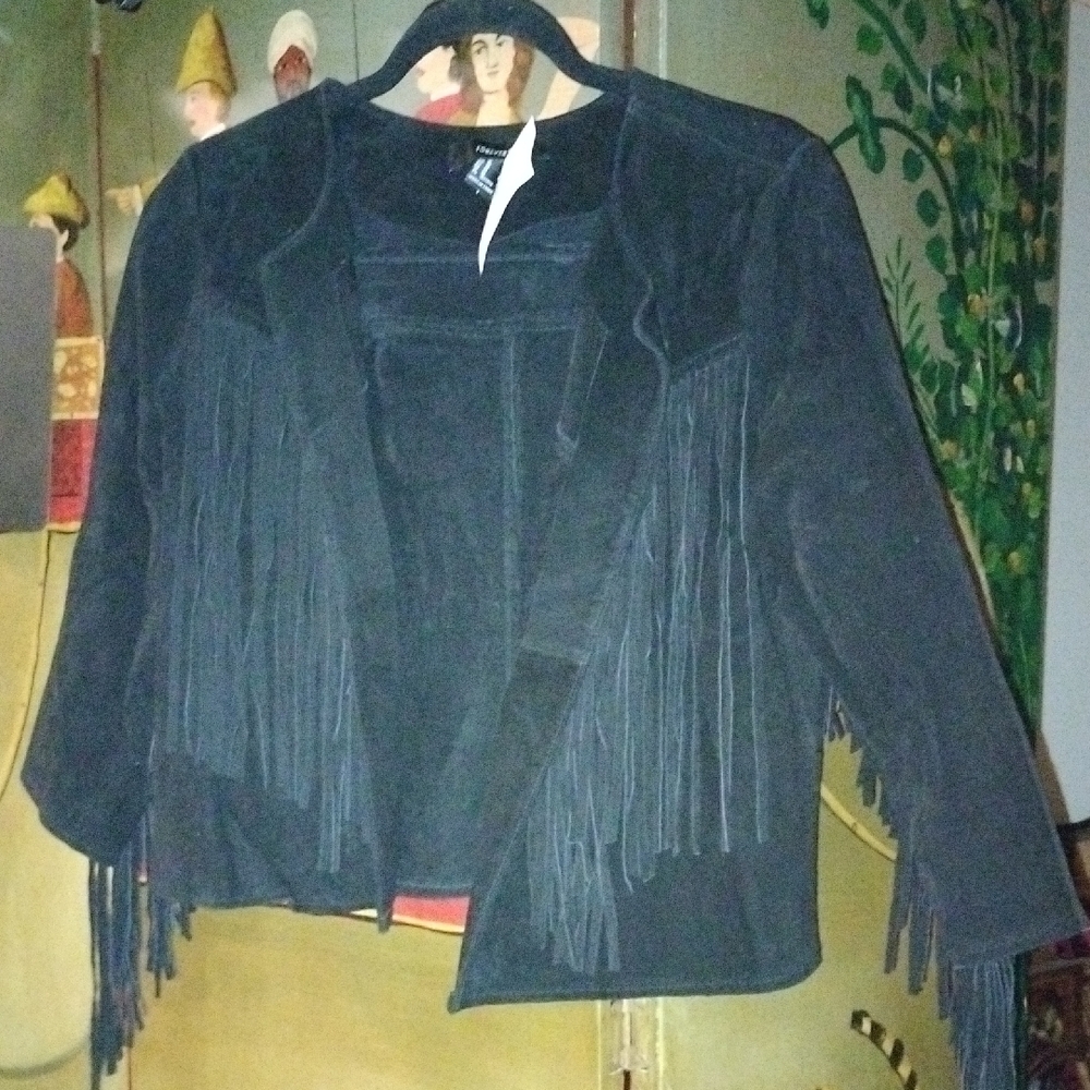 Forever 21 Black Fringe Fun Cropped Suede Jacket ***** Beautiful Jacket